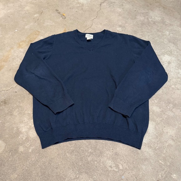 L.L. Bean Other - LL Bean Sweater Men L Navy Blue Cotton Cashmere V-Neck Knit 274603